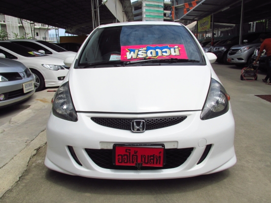 HONDA JAZZ 1.5 ปี2005 เท่มากจ้า แต่งเต็มๆ พร้อมซิ่ง ราคา 259,000 เท่านั้น HONDA JAZZ 1.5 ปี2005 เท่มากจ้า แต่งเต็มๆ พร้อมซิ่ง ราคา 259,000 เท่านั้น