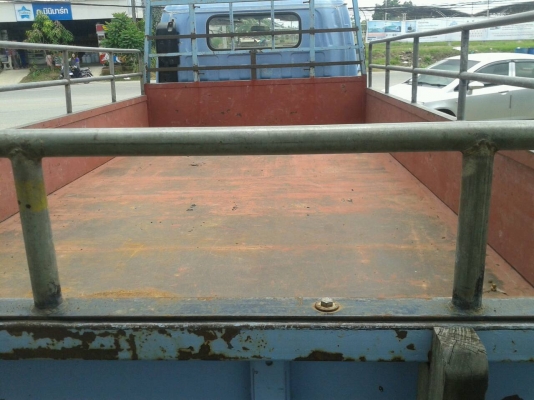 ขายรถบรรทุก 6 ล้อกระบะคาร์โก้ ISUZU NPR 120 แรงม้าฝาดำ ไมล์ 180000 ราคา 420000