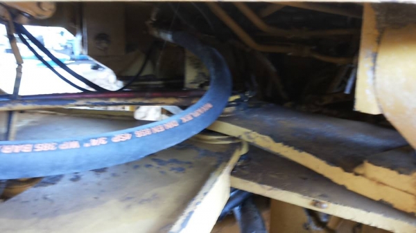 **950,000 บ.ต่อรอง/// รถตักล้อยาง TCM 830 เอวอ่อน **ขาย TCM 830 รถตักล้อยาง เอวอ่อน ขยายบุ้งกี๋ ต่อแขน แล้ว WHEEL LOADER TCM 830 S/N(ซีเรียล) 63800700 เครื่องเดิม ปั้มเดิม เครื่องISUZU 6BB1-6สูบ เครื่องดี แน่น แรงดี ปั้มดี แรงดีครับ แขนดี หนา แข็งแรง ไม่แ