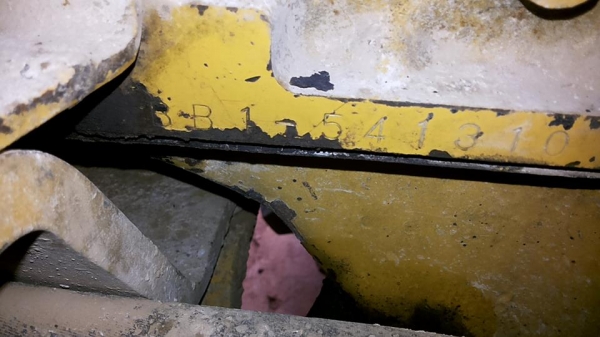 **950,000 บ.ต่อรอง/// รถตักล้อยาง TCM 830 เอวอ่อน **ขาย TCM 830 รถตักล้อยาง เอวอ่อน ขยายบุ้งกี๋ ต่อแขน แล้ว WHEEL LOADER TCM 830 S/N(ซีเรียล) 63800700 เครื่องเดิม ปั้มเดิม เครื่องISUZU 6BB1-6สูบ เครื่องดี แน่น แรงดี ปั้มดี แรงดีครับ แขนดี หนา แข็งแรง ไม่แ