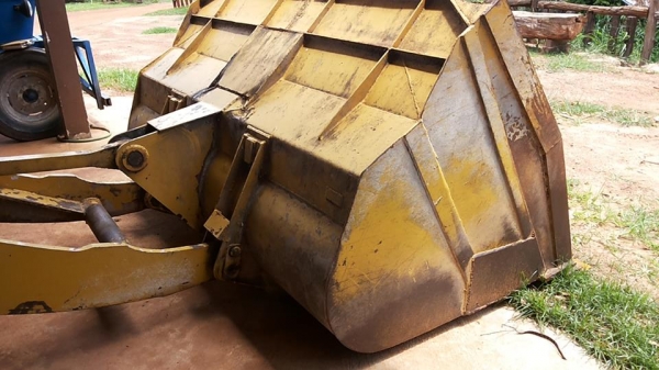 **950,000 บ.ต่อรอง/// รถตักล้อยาง TCM 830 เอวอ่อน **ขาย TCM 830 รถตักล้อยาง เอวอ่อน ขยายบุ้งกี๋ ต่อแขน แล้ว WHEEL LOADER TCM 830 S/N(ซีเรียล) 63800700 เครื่องเดิม ปั้มเดิม เครื่องISUZU 6BB1-6สูบ เครื่องดี แน่น แรงดี ปั้มดี แรงดีครับ แขนดี หนา แข็งแรง ไม่แ