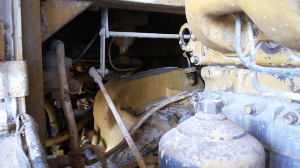 **950,000 บ.ต่อรอง/// รถตักล้อยาง TCM 830 เอวอ่อน **ขาย TCM 830 รถตักล้อยาง เอวอ่อน ขยายบุ้งกี๋ ต่อแขน แล้ว WHEEL LOADER TCM 830 S/N(ซีเรียล) 63800700 เครื่องเดิม ปั้มเดิม เครื่องISUZU 6BB1-6สูบ เครื่องดี แน่น แรงดี ปั้มดี แรงดีครับ แขนดี หนา แข็งแรง ไม่แ