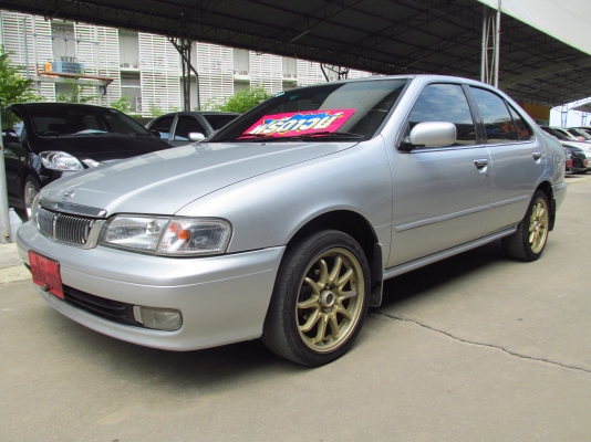 ซันนี ปี2000 สวยๆรถเดิมๆไม่มีชน เครื่องเดิม พร้อมใช้งาน มีเล่มทะเบียนพร้อมโอนจ้า