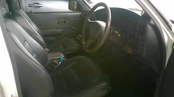 ขายไมตื้เอ๊ก 4 ประตู