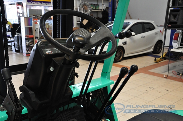 ขายรถโฟล์คลิฟท์มือสอง MITSUBISHI รุ่น FG15  ราคา 150,000 บาท นำเข้าจากประเทศญี่ปุ่น 100\% ไม่เคยใช้งานในประเทศไทย