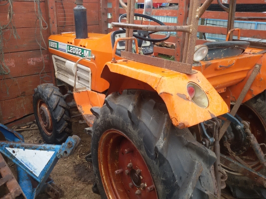 ปัญญาแทรคเตอร์..จัดมาให้ครับ ด่วน!!!คูโบต้า L2002DT  ตัวเปล่า สภาพเดิมๆ