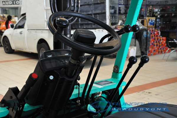 ขายรถโฟล์คลิฟท์มือสอง MITSUBISHI รุ่น FG28 ราคา 395,000 บาท นำเข้าจากประเทศญี่ปุ่น 100\% ไม่เคยใช้งานในประเทศไทย