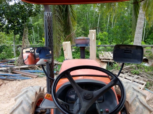 ขายรถไถ KUBOTA M9540 ใบมีดดันหน้า 3000 ชม.เอกสารเล่มทะเบียน ราคา 550000