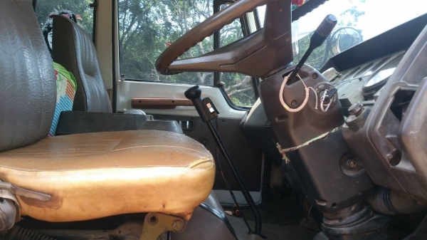 ขาย 6 ล้อ ดั้มพ์