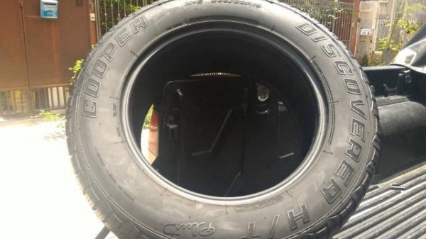 ขายยาง  Cooper  265 x 60 R 18  USA