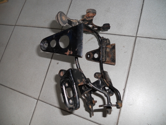 ขาเหล็กยึดไฟหน้า ฮอนด้า วิง