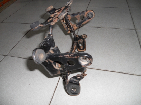 ขาเหล็กยึดไฟหน้า ฮอนด้า วิง