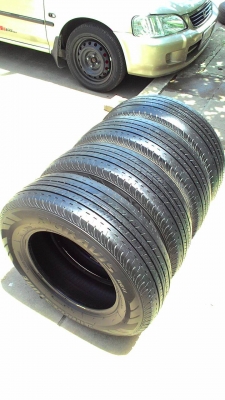 205/70R15 BRIDGESTONE DURAVIS R611 ไม่มีปะ ชุด 4 เส้น ปี2013 tel.081-427-3941