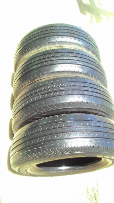 205/70R15 BRIDGESTONE DURAVIS R611 ไม่มีปะ ชุด 4 เส้น ปี2013 tel.081-427-3941