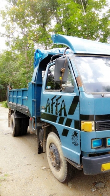 ขายรถบรรทุก 6 ล้อดัมพ์ ISUZU NPR 115 แรงม้า เกียร์สั้น เฟืองท้าย 145 ราคา 350000