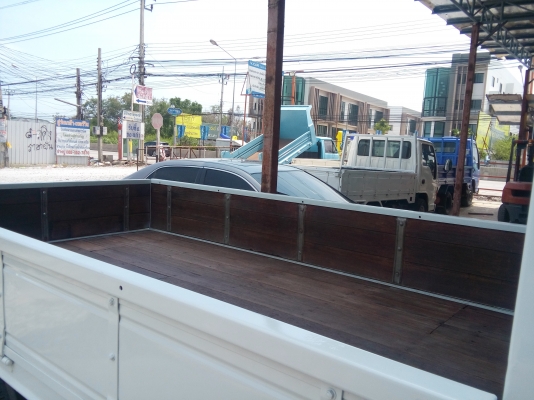 ขายรถบรรทุก4ล้อกลาง