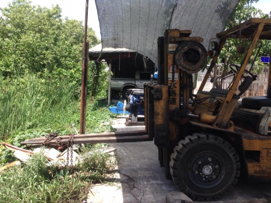 ขายรถโฟ๊คลิ๊ฟโคมัสสุดีเซล6สูบ เครื่องโคมัสสุ6D95 งาปรับได้ เสา3ท่อน เหมาะยกของเข้าตู้คอนเทเนอร์หรืองานหนัก งายาว เครื่องแน่นพร้อมใช้งาน ยกได้ 3.5 ตัน ยางสวยยางตัน ขาย 230000 บาท