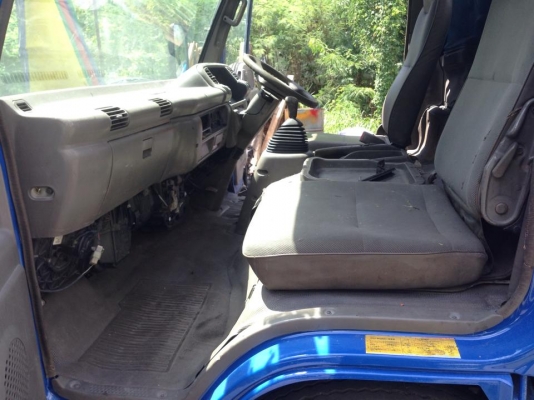 ขายหัวรถNPR การ์ตูนกระจกไฟฟ้า ใช้งานได้อุปกรณ์ครบ ขาย 48000 บาท