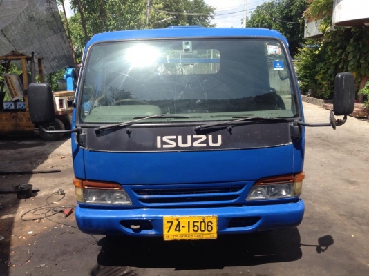 ขายหัวรถNPR การ์ตูนกระจกไฟฟ้า ใช้งานได้อุปกรณ์ครบ ขาย 48000 บาท