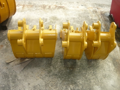 บุ้งกี๋ใหม่ ขนาด PC20,30,120, 200 หรือสั่งทำได้ตามขนาดที่ต้องการ