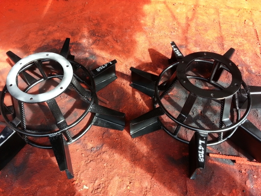 ล้อกันจมมือสอง 4708 เหล็กวงใหญ่ 7 ใบ ติดต่อ 0817807317 สภาพเหมือนใหม่ทุกประการ