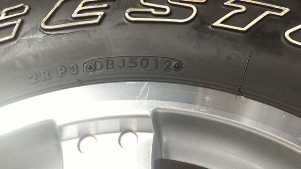 ขายล้อออฟโรด ขอบ 15 พร้อมยาง BS ขายล้อออฟโรด ขอบ 15 พร้อมยาง BS