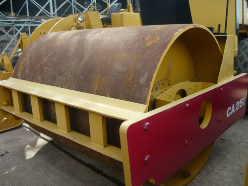 รถบดสั่นสะเทือน 10 ตัน Dynapac CA251 รถเก่านอก นำเข้าจากญี่ปุ่น โดยตรง