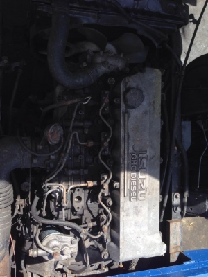 ขายเครื่องอีซูซุ4HF1ฝาขาว 120แรง เครื่องแน่นๆมีเกียร์ฝากพร้อมเกียร์ลองมาทดสอบดูครับขาย 78000 บาท