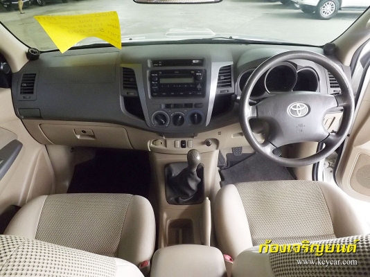 TOYOTA VIGO PRERUNNER 4ประตู 3.0G 2011