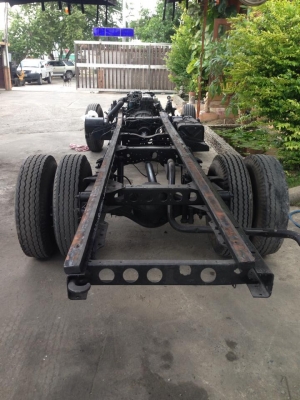 ขายแซสซีพร้อมช่วงล่างNPRคาน6น็อต ถังน้ำมันหม้อน้ำ แหนบ เพลาขับ ขาย 58000 บาท