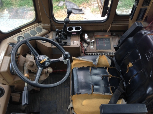 CAT 936E นำเข้าจากญี่ปุ่น สภาพสวย 090-986-2521 อ๊อบ CAT 936E นำเข้าจากญี่ปุ่น สภาพสวย 090-986-2521 อ๊อบ