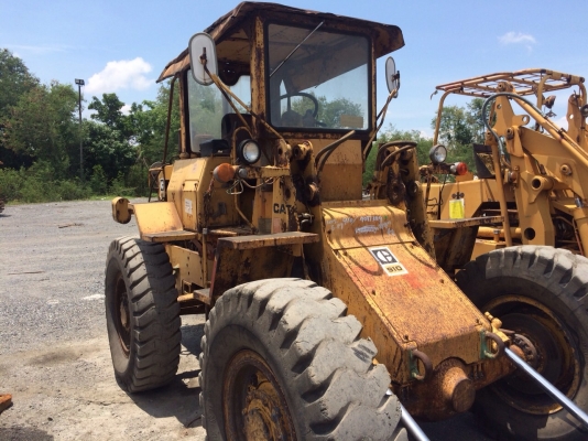 ขายรถตัก CATERPILLAR 910 นำเข้าจากประเทศญี่ปุ่น สนใจติดต่อ 081-948-5494