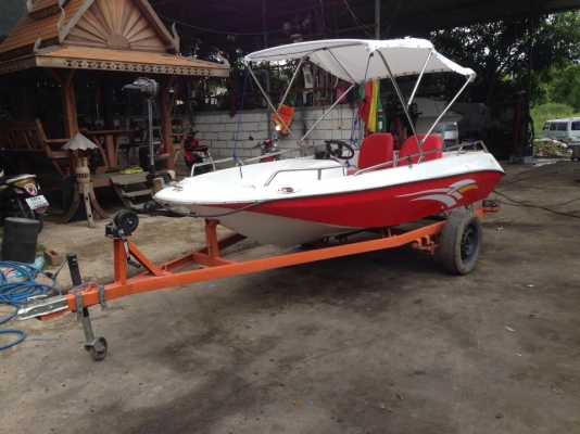 ขายเรือ 13ฟุต พร้อมเทเลอร์เครื่องยามาฮ่า 30 แรง มอเตอร์ไกค์ แบตเตอรี่ ถังน้ำมัน เรือ2ชั้นครับ ขาย 110000 บาท