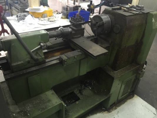 ขายเครื่องกลึงแยม4ฟุต3เพลาเบรกเครื่องสวย