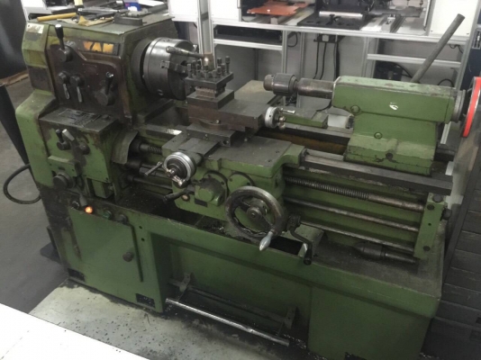 ขายเครื่องกลึงแยม4ฟุต3เพลาเบรกเครื่องสวย