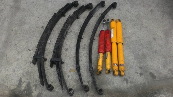 ขายแหนบยก 4 นิ้ว LN 106 พร้อมโช๊ค oldman