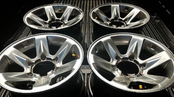 ขายล้อออฟโรด ขอบ 15 สีไฮเปอร์ - ซิลเวอร์ ขายล้อออฟโรด ขอบ 15 สีไฮเปอร์ - ซิลเวอร์