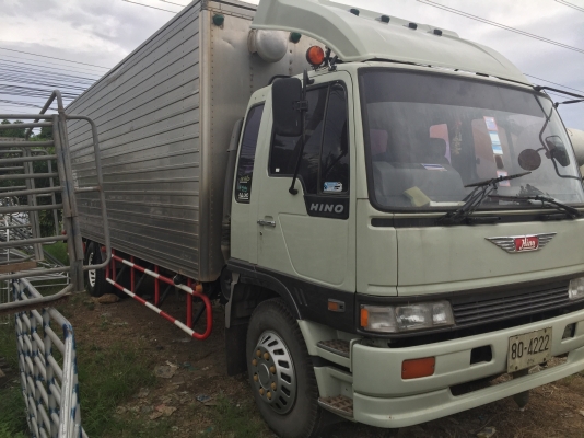 6 ล้อตู้ 7.20 ม. HINO 195 แรง รถห้างแท้ FF3HNKA เครื่อง H07D รถสวยสภาพดีมาก เครื่องสวย คัสซีสวย 6 ล้อตู้ 7.20 ม. HINO 195 แรง รถห้างแท้ FF3HNKA เครื่อง H07D รถสวยสภาพดีมาก เครื่องสวย คัสซีสวย