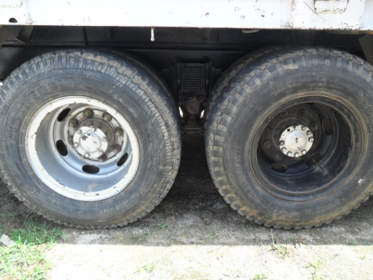รถเครนมือสอง,สิบล้อเพลาเดียว,Isuzu Rocky 175 แรง ,ติดเครนห้าตัน