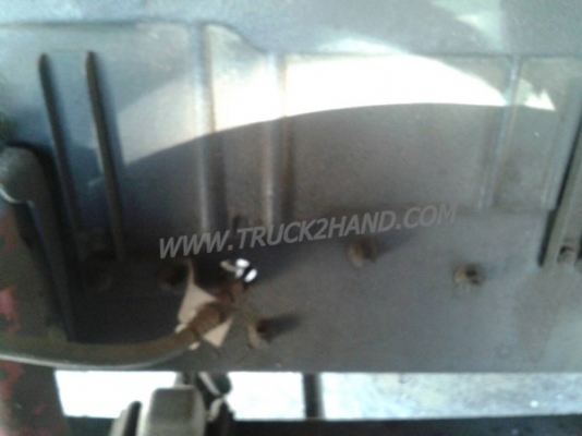 รถบรรทุก 6 ล้อ HINO KM777 กระบะบรรทุก  117 แรงม้า  ปีจดทะเบียน 2531