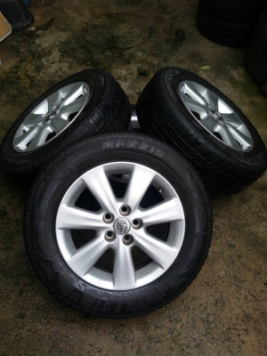 ล้อขอบ 15 5รู พร้อมยาง MAXXIS 195 65 15 ปี 12