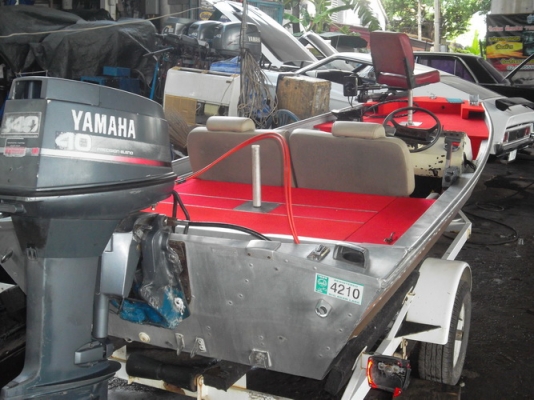 ขายเรือ BASSTRACKER  16 ฟุตเก่าญี่ปุ่นสภาพพร้อมใช้ เครื่องยามาฮ่า 40 hp 2จังหวะทริมไฟฟ้า