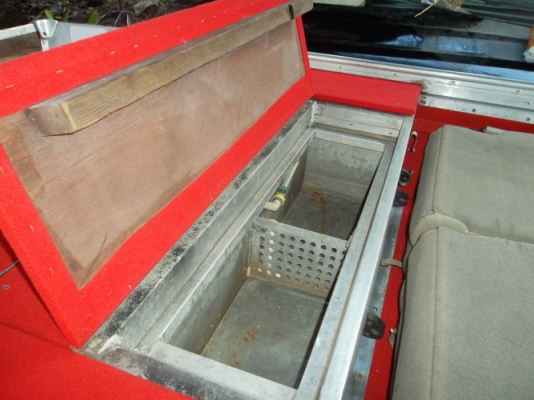 ขายเรือ BASSTRACKER  16 ฟุตเก่าญี่ปุ่นสภาพพร้อมใช้ เครื่องยามาฮ่า 40 hp 2จังหวะทริมไฟฟ้า