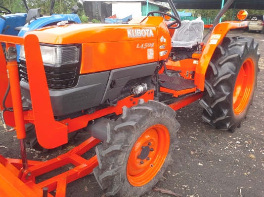 ขายครับ4508ปรับสภาพพร้อมใช้งานชั่วโมงน้อยพร้อมเล่มทะเบียน