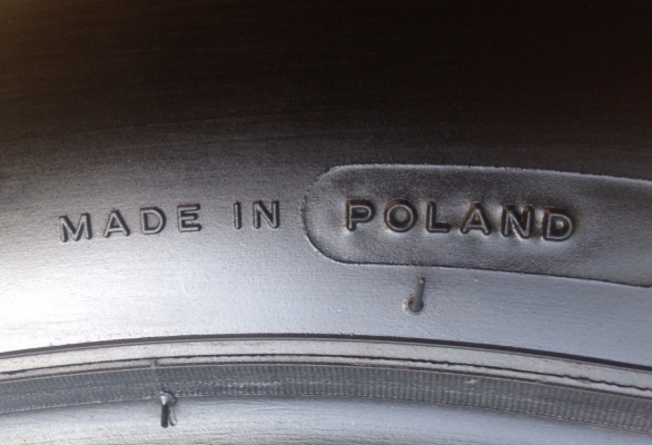 ยาง Michelin 265 65 17 สิ้นปี12 ดอกเต็ม เนื้อนิ่มๆ