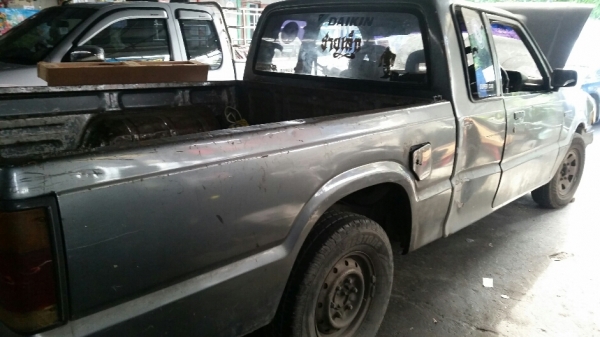 มาสด้ากระบะแค็ป B2500 เครื่องมังกรดำ ภาษีไม่ขาด ขับได้ 52,000 บาท