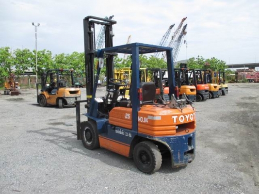 รถโฟล์คลิฟท์ TOYOTA รุ่น FG 25-5 เสาสูง 5 เมตร เครื่องเบนซิน 4Y ขนาด 2.5 ตัน