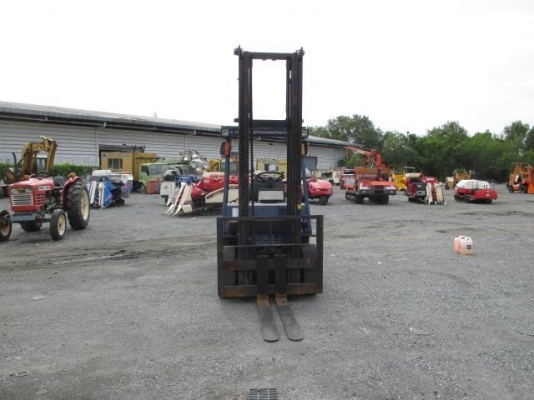 รถโฟล์คลิฟท์ TOYOTA รุ่น FG 25-5 เสาสูง 5 เมตร เครื่องเบนซิน 4Y ขนาด 2.5 ตัน