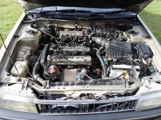 Toyota AE 92 รุ่นโดเรม่อน เครื่อง 4A-GEฝาลาย ทวินแคม 16 V. 4 สูบ 1600 cc