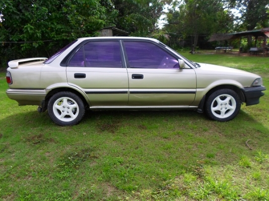 Toyota AE 92 รุ่นโดเรม่อน เครื่อง 4A-GEฝาลาย ทวินแคม 16 V. 4 สูบ 1600 cc